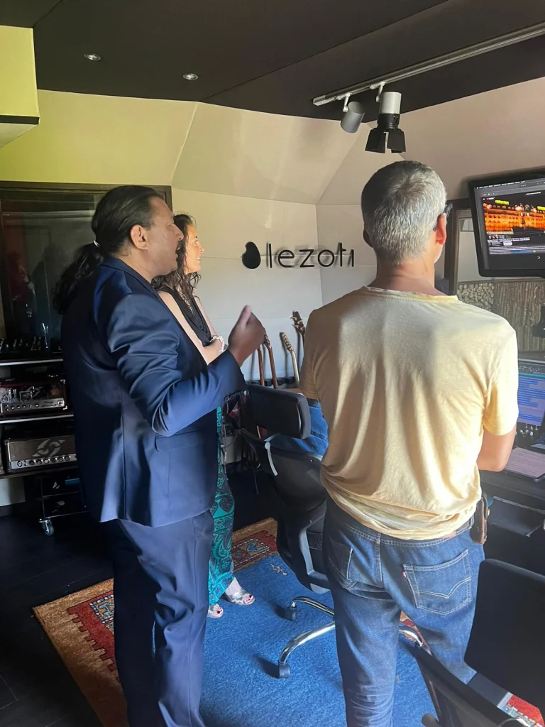 Thomas Moreau en studio d'enregistrement Lezoti